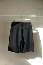 Wide double pleated shorts Fine wool