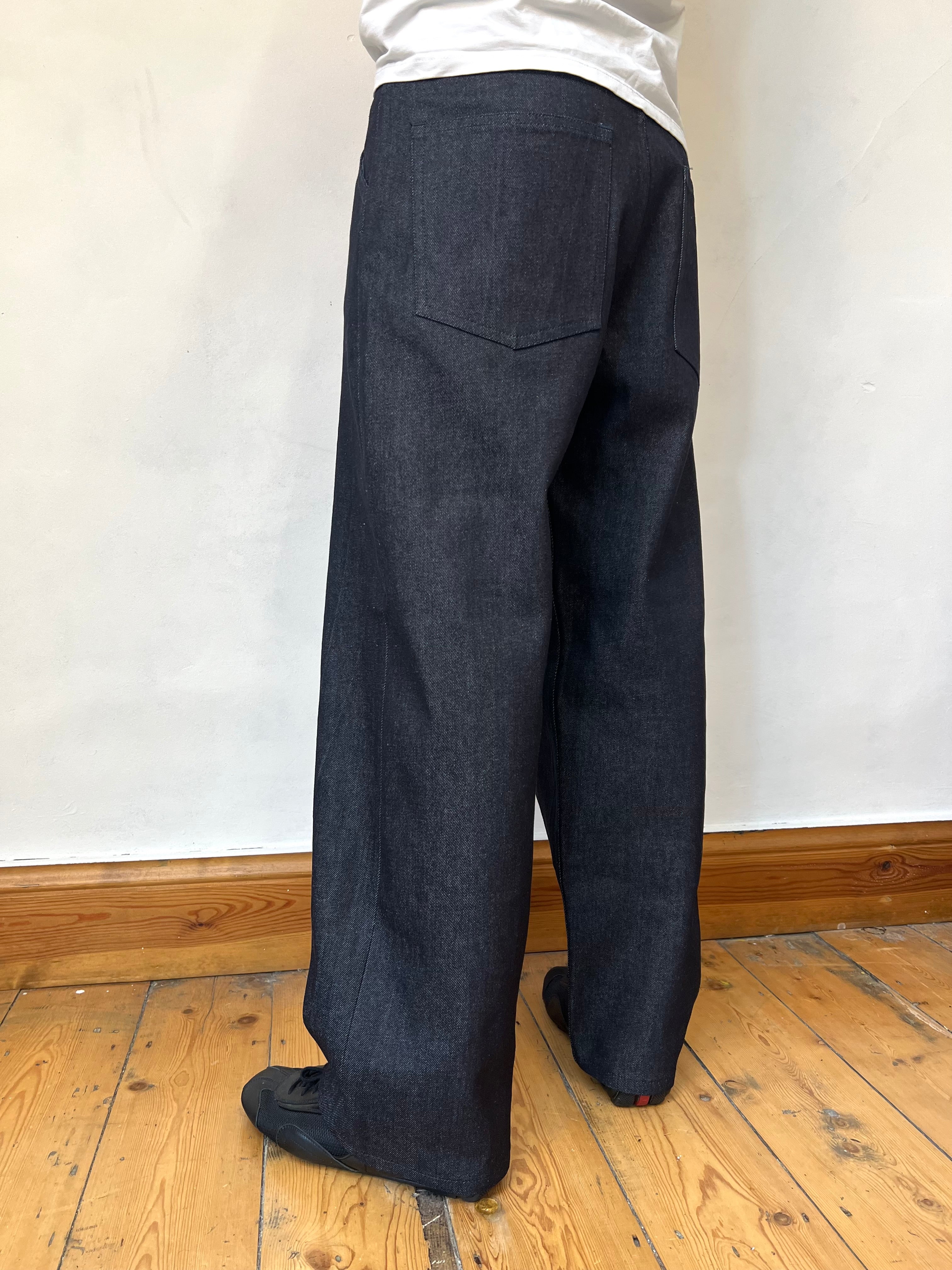 Wide cut slant jeans