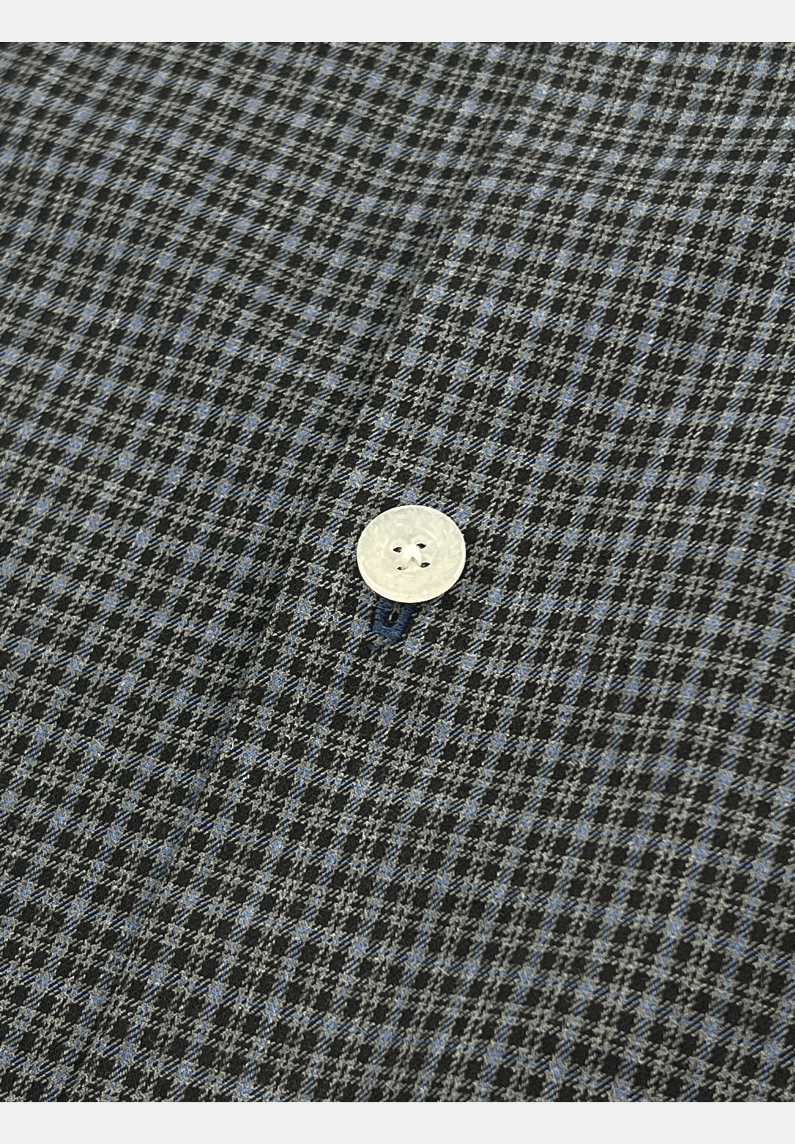 Relaxed checked shirt